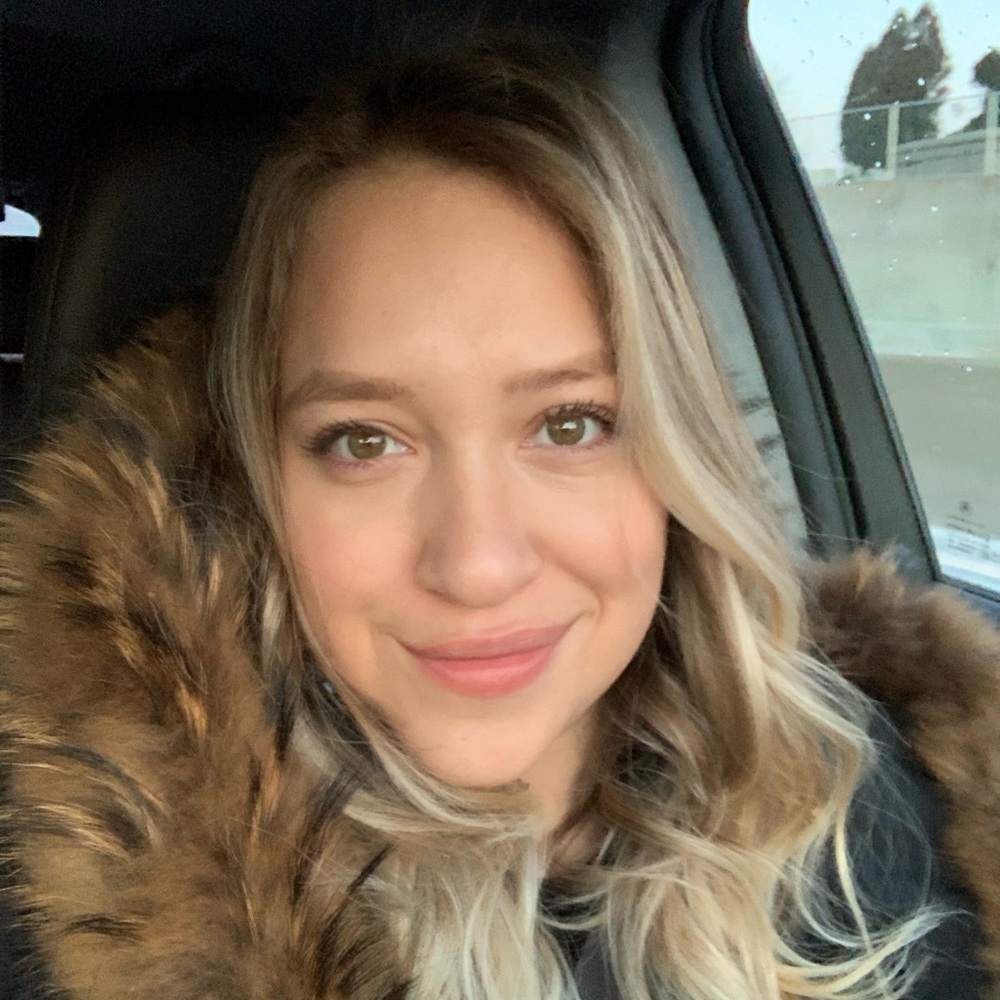 Meet your Posher, Jennifer